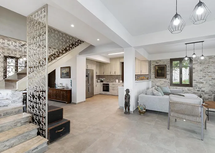 Horizon View With Pool, Garden, Parking * Lefkara