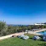 Horizon View With Pool, Garden, Parking فيلة