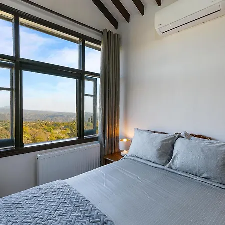Horizon View With Pool, Garden, Parking 빌라 *