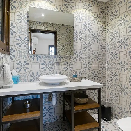 Horizon View With Pool, Garden, Parking