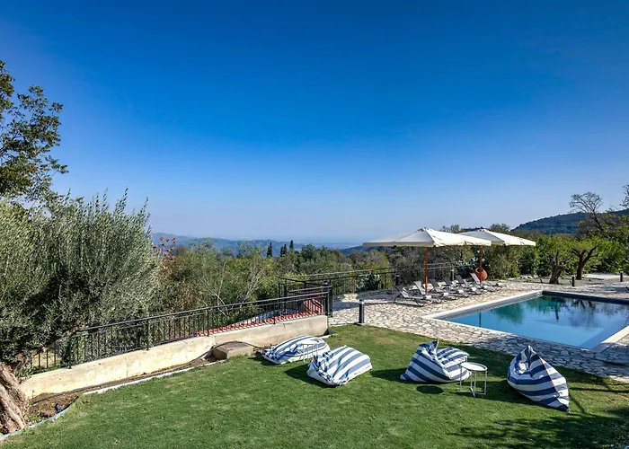 Horizon View With Pool, Garden, Parking Vila